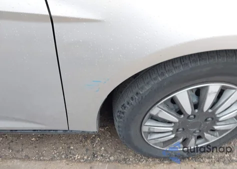 2012 Ford Focus S z USA, uszkodzony, nr VIN 1FAHP3E28CL329533